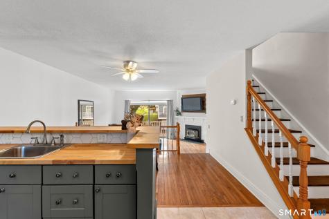 57 Meetinghouse Village Meriden CT 06450