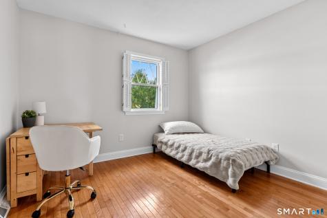 57 Meetinghouse Village Meriden CT 06450