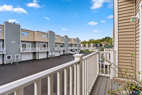 57 Meetinghouse Village Meriden CT 06450