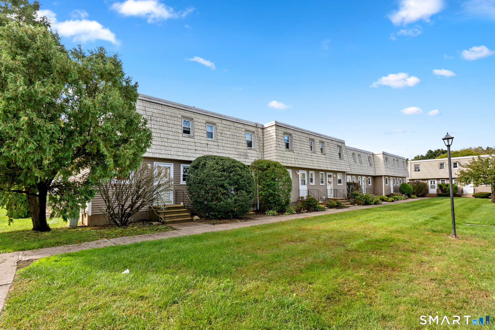 57 Meetinghouse Village Meriden CT 06450