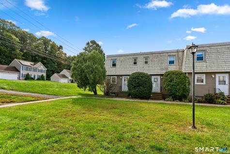 57 Meetinghouse Village Meriden CT 06450