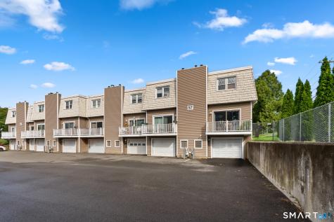 57 Meetinghouse Village Meriden CT 06450