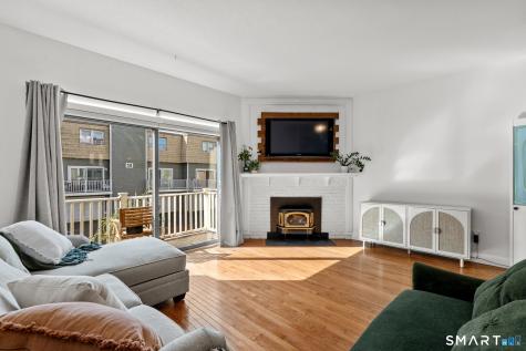 57 Meetinghouse Village Meriden CT 06450