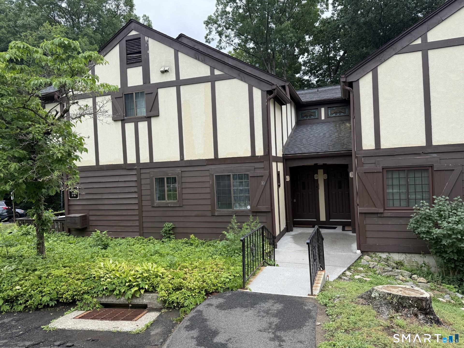 10 Tara Drive Brookfield CT 06804