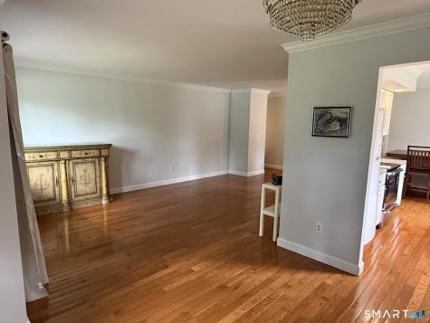 10 Tara Drive Brookfield CT 06804
