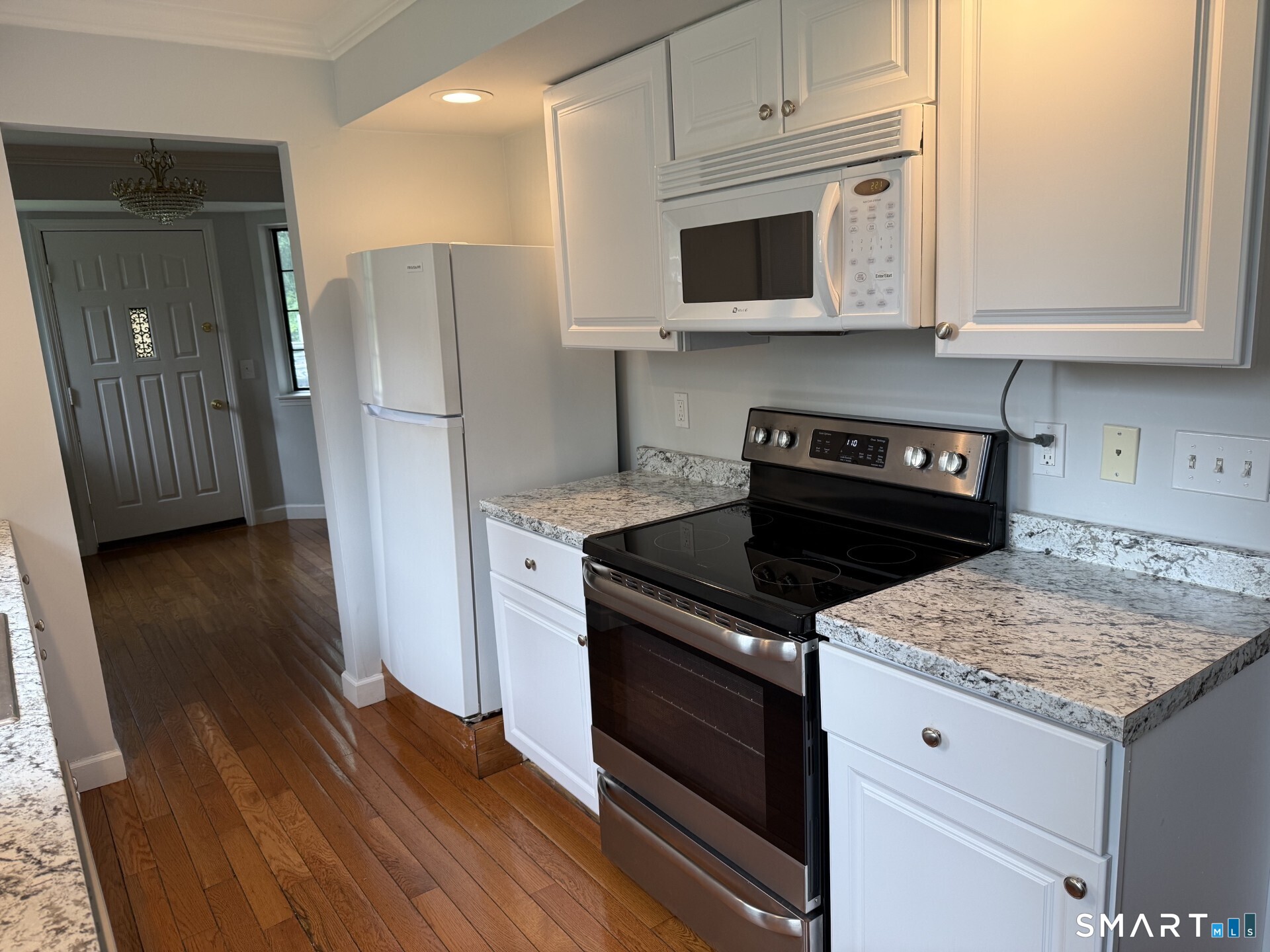 10 Tara Drive Brookfield CT 06804