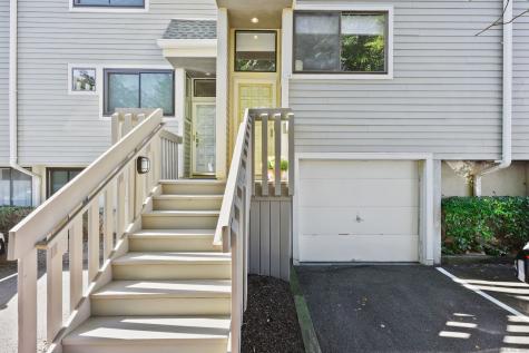 194 Sunrise Hill Road Norwalk CT 06851