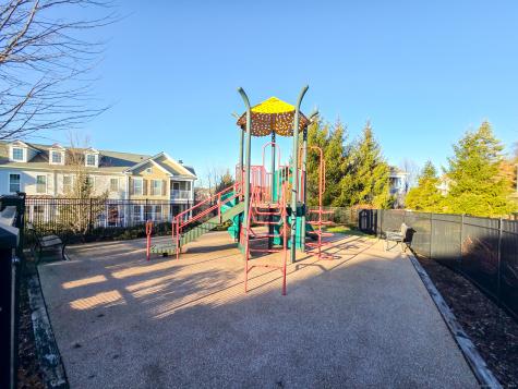 1 Rivington Way Danbury CT 06810