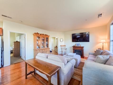 1 Rivington Way Danbury CT 06810