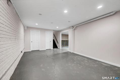 15 Twin Oaks New Milford CT 06776