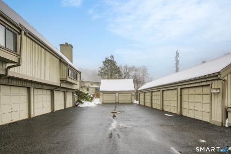 859 Heritage Village Southbury CT 06488