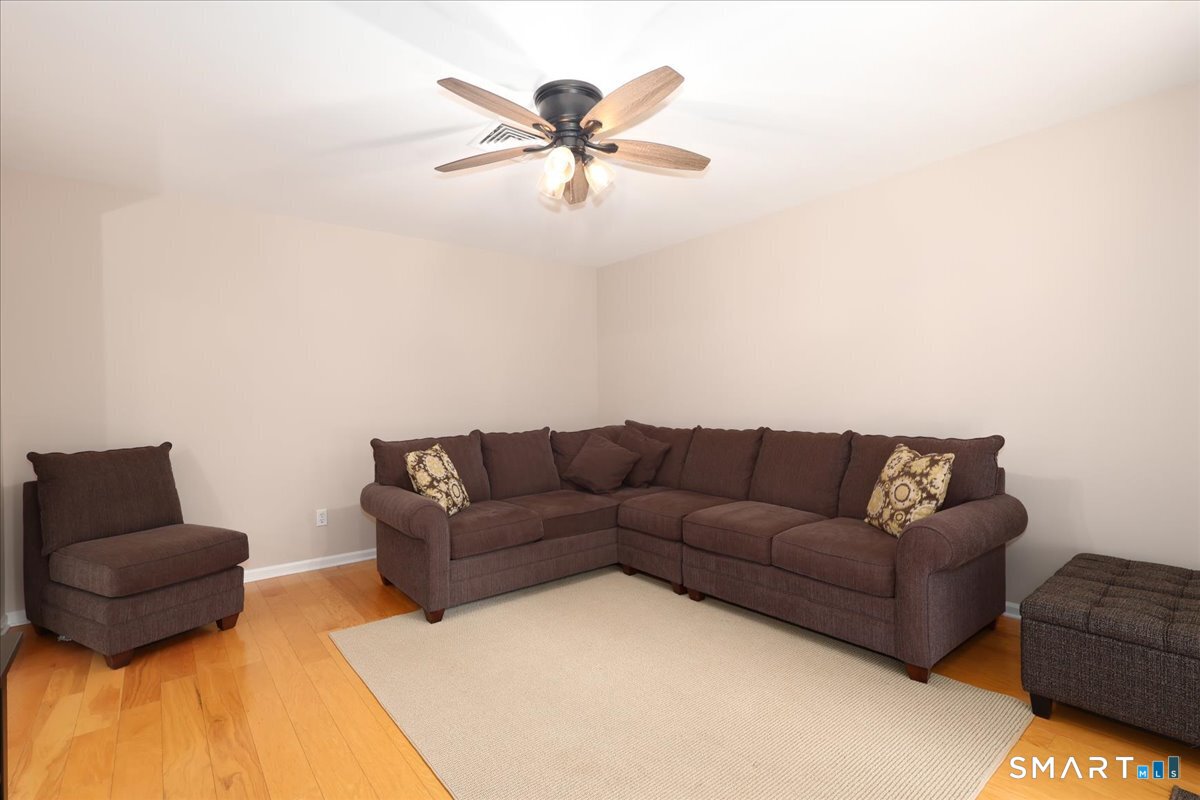 34 Hawley Glen Stratford CT 06614