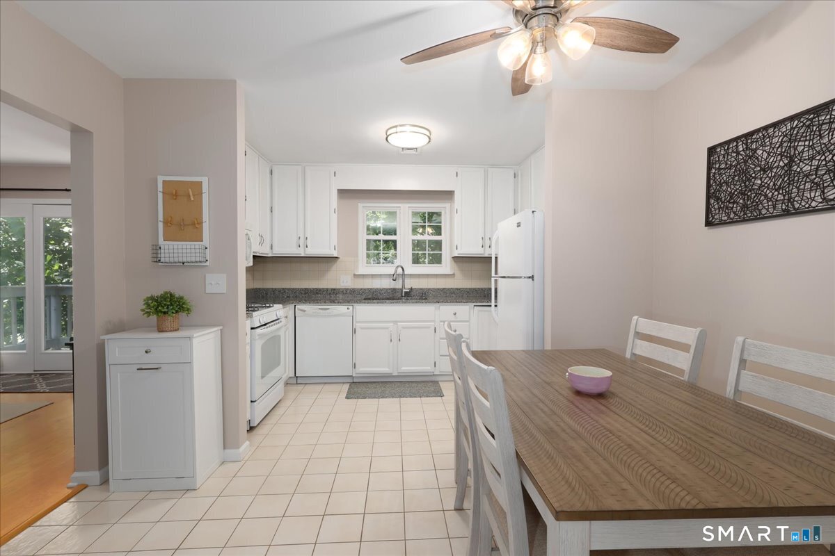 34 Hawley Glen Stratford CT 06614