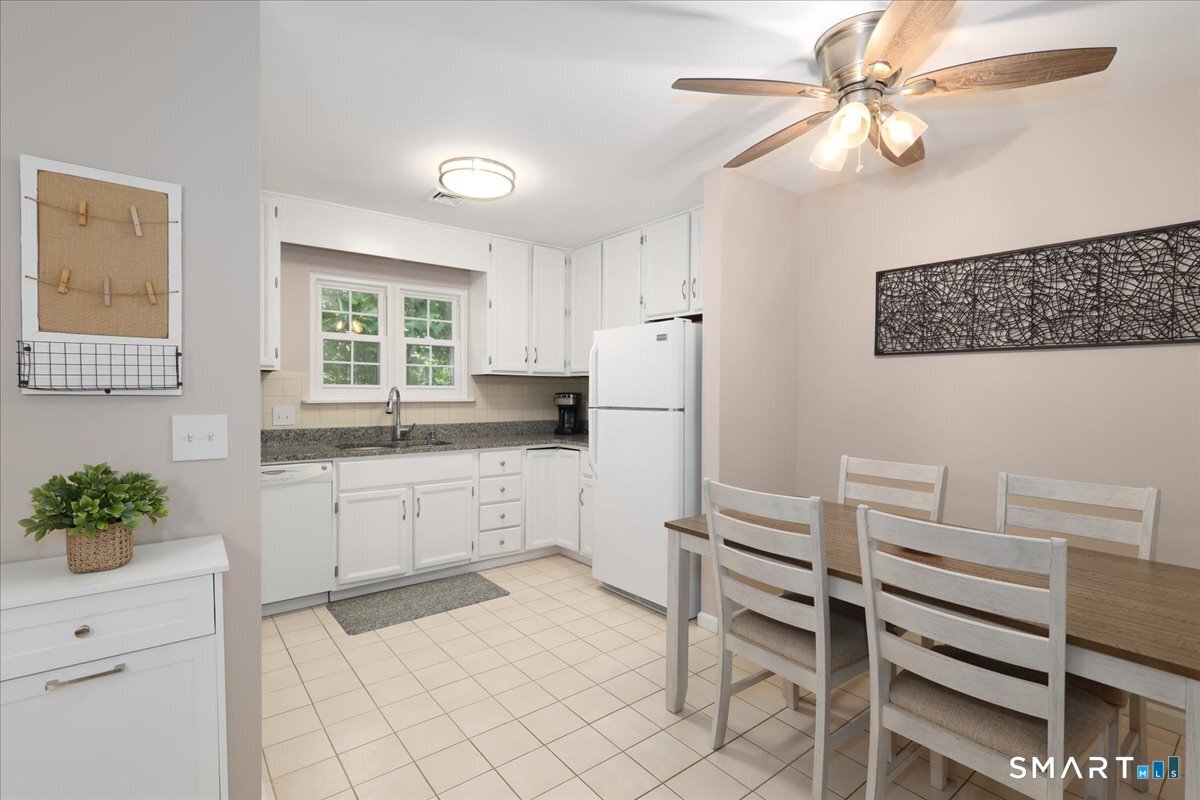 34 Hawley Glen Stratford CT 06614