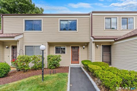 33 Deer Run Bethel CT 06801