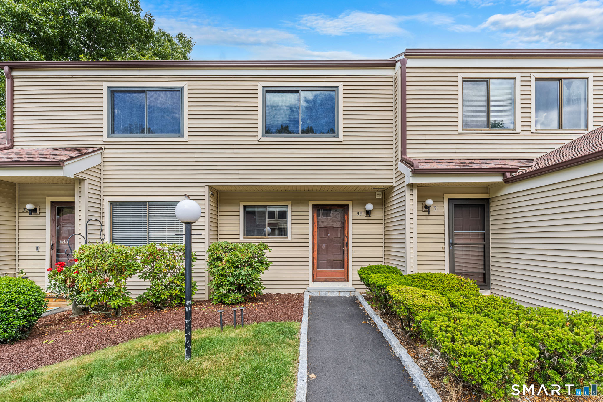 33 Deer Run Bethel CT 06801