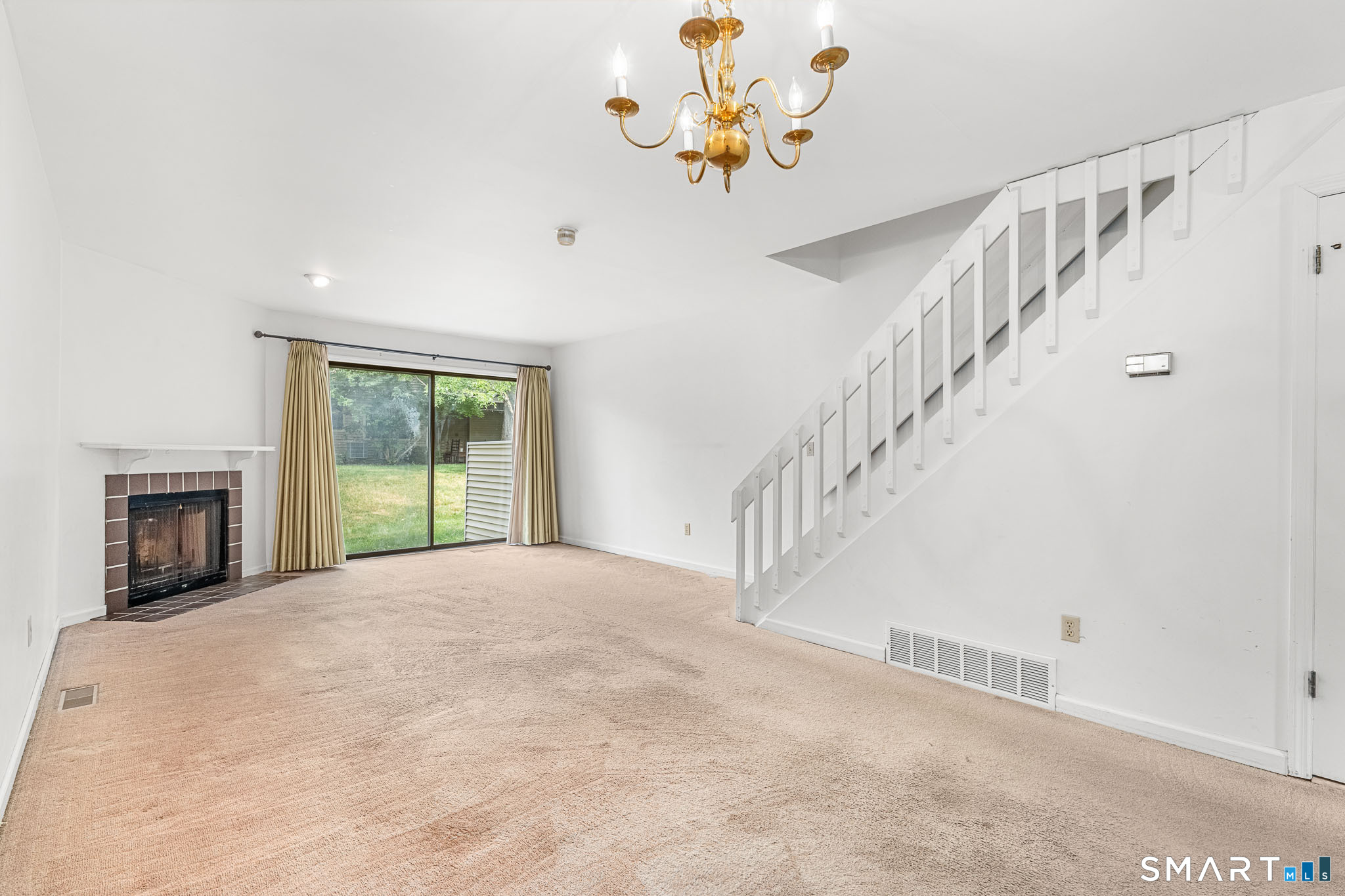 33 Deer Run Bethel CT 06801