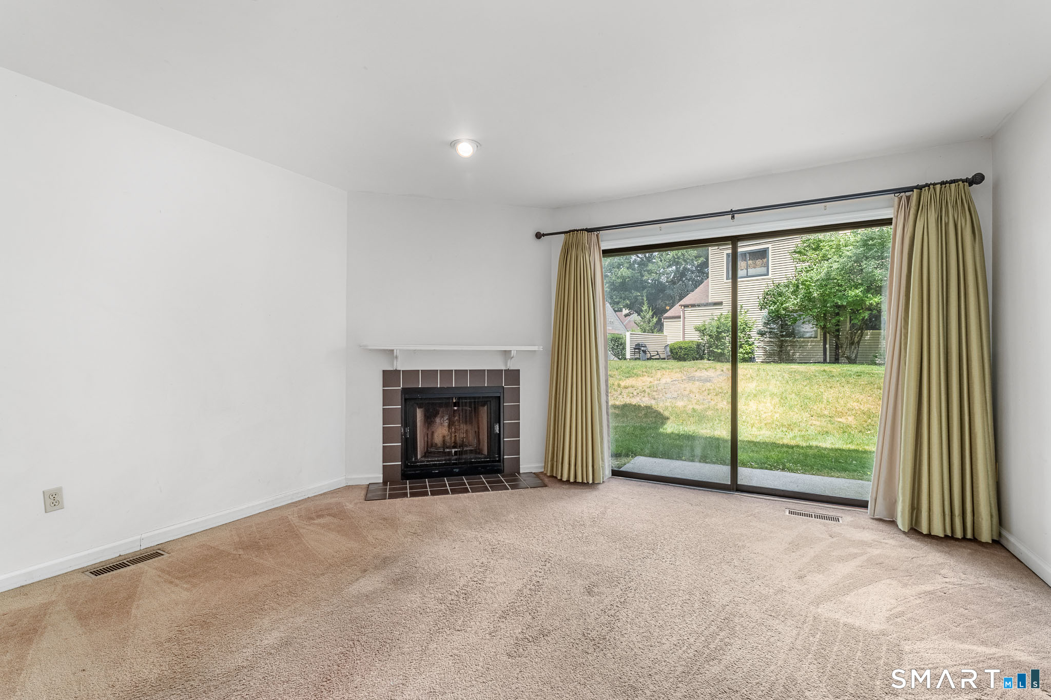 33 Deer Run Bethel CT 06801