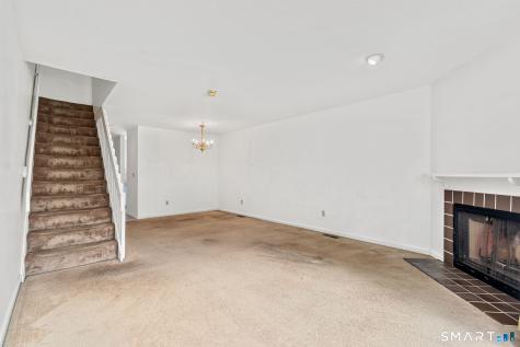 33 Deer Run Bethel CT 06801
