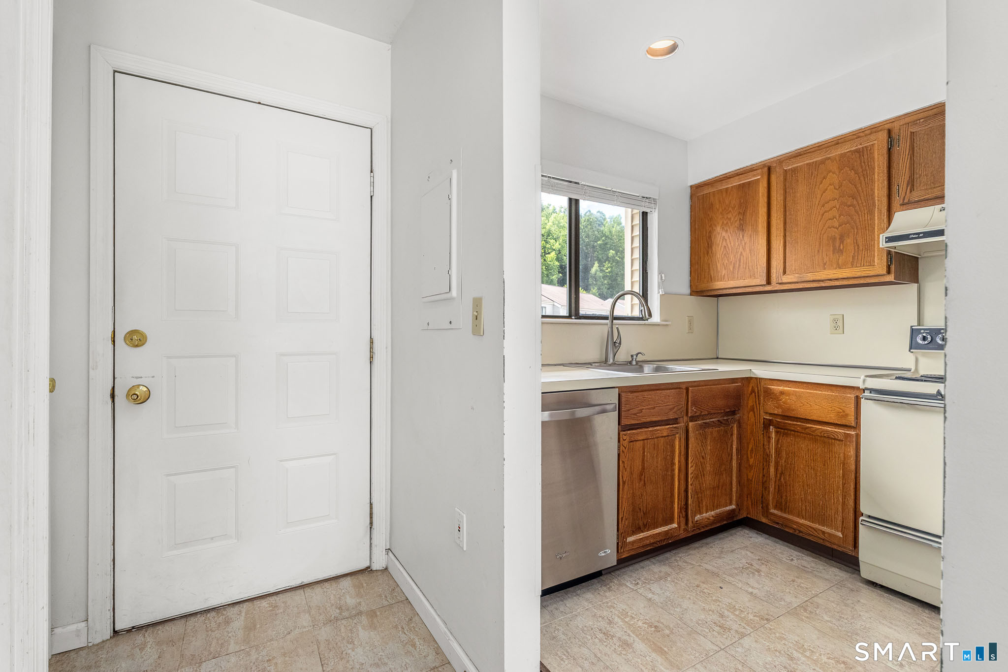 33 Deer Run Bethel CT 06801