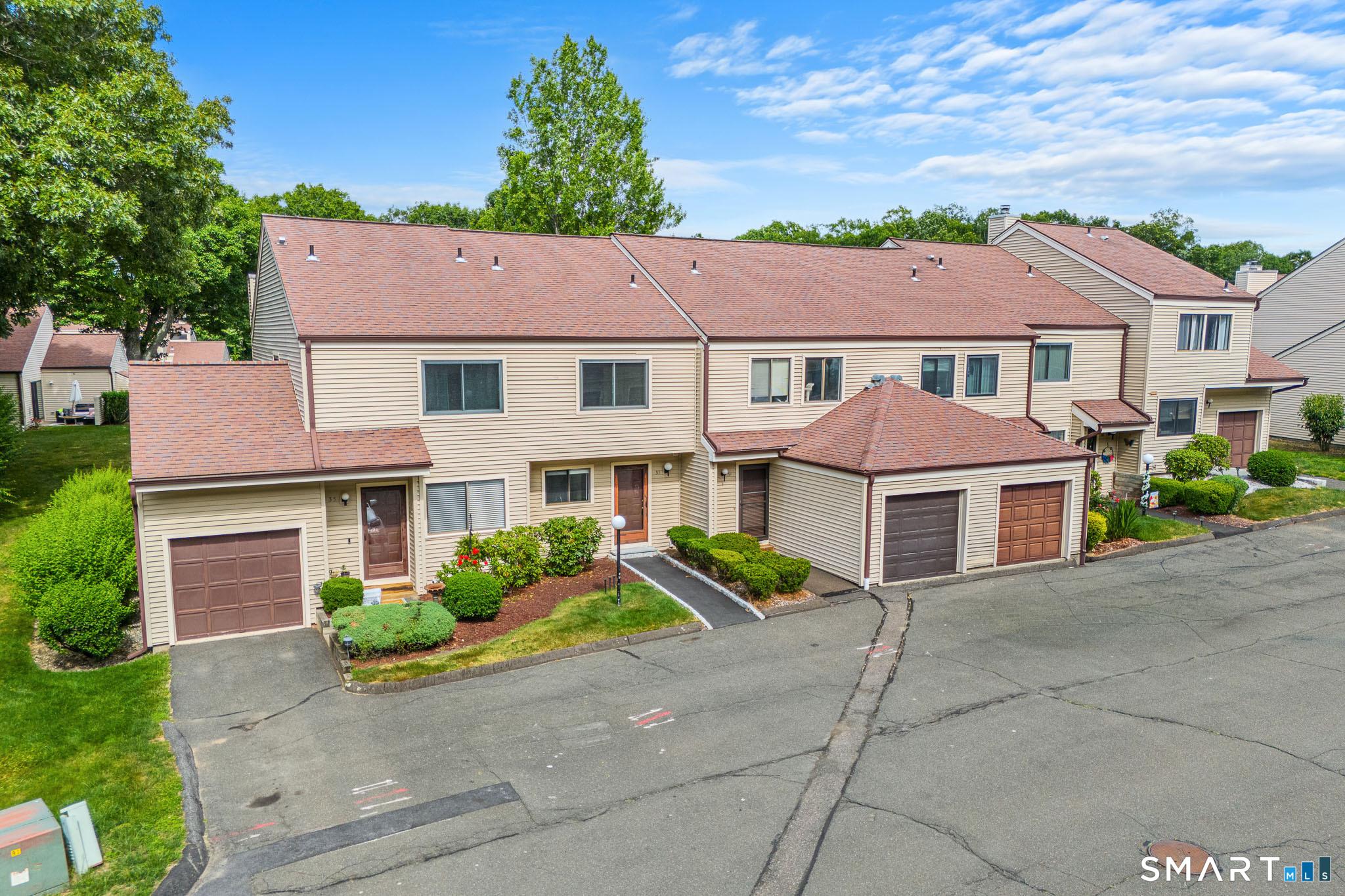 33 Deer Run Bethel CT 06801