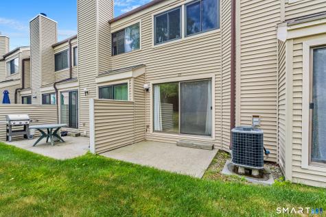 33 Deer Run Bethel CT 06801