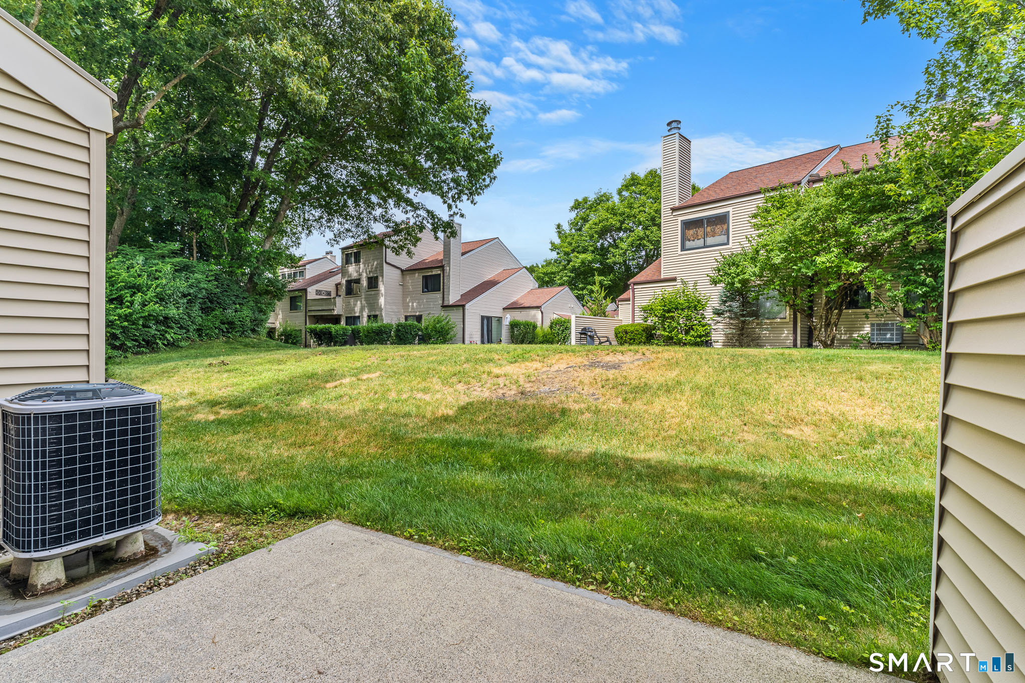 33 Deer Run Bethel CT 06801