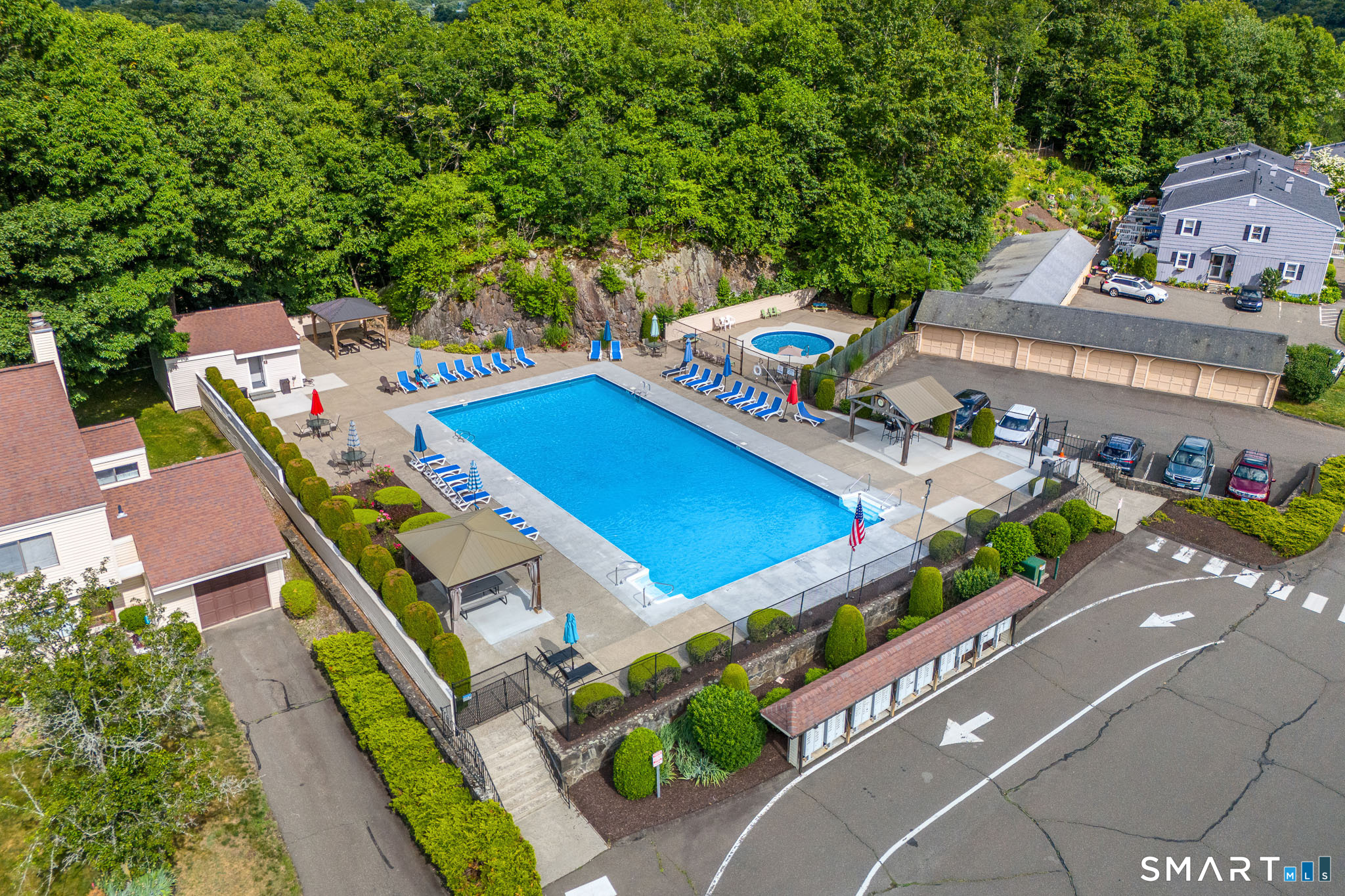 33 Deer Run Bethel CT 06801