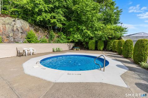 33 Deer Run Bethel CT 06801