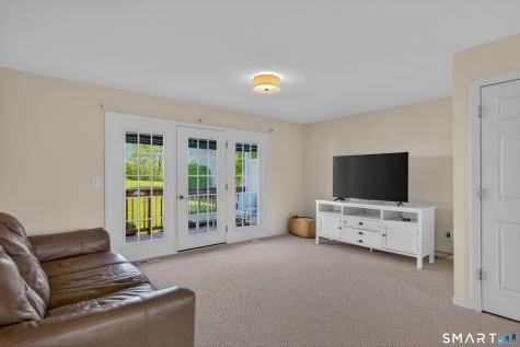 560 Silver Sands Road East Haven CT 06512