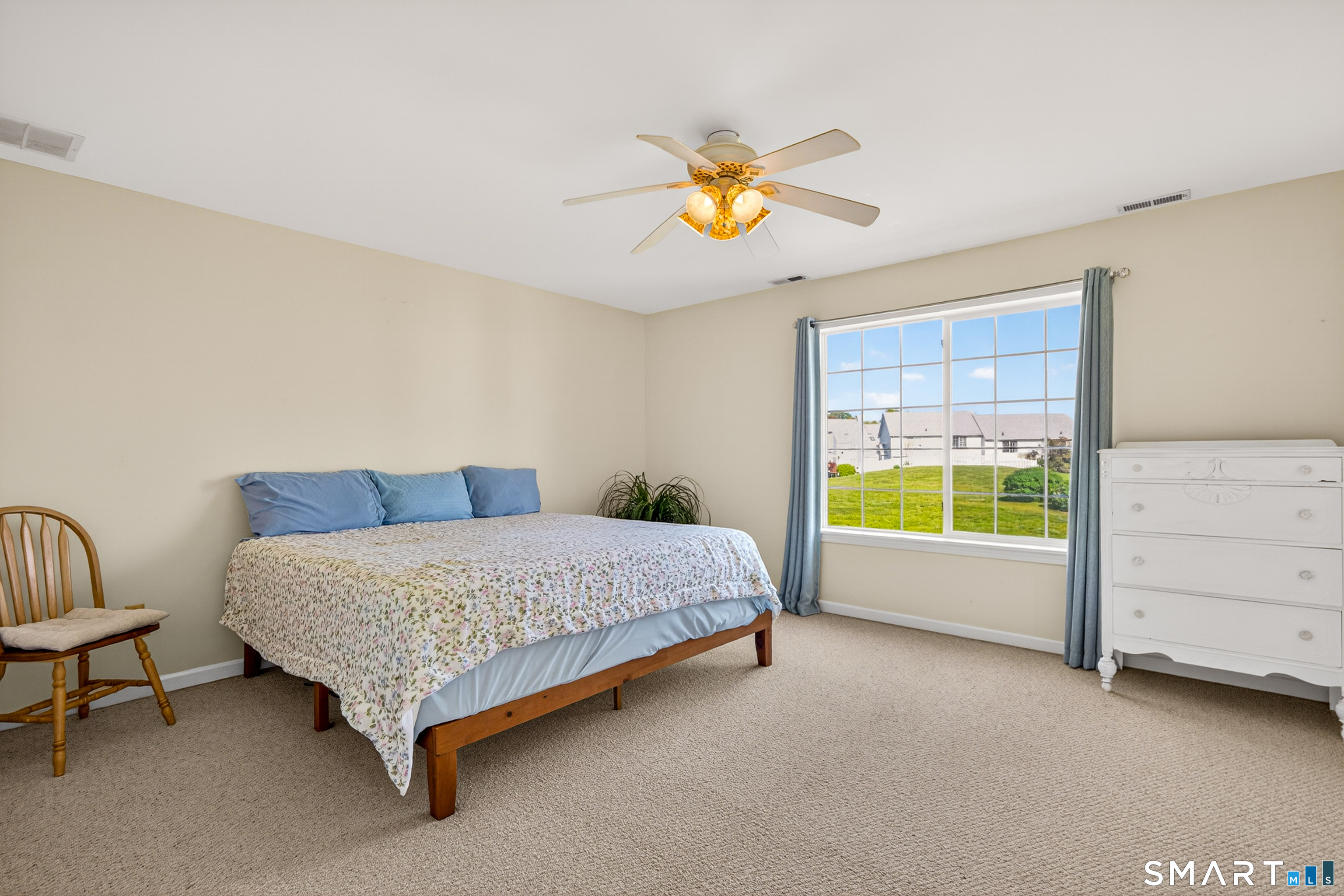 560 Silver Sands Road East Haven CT 06512