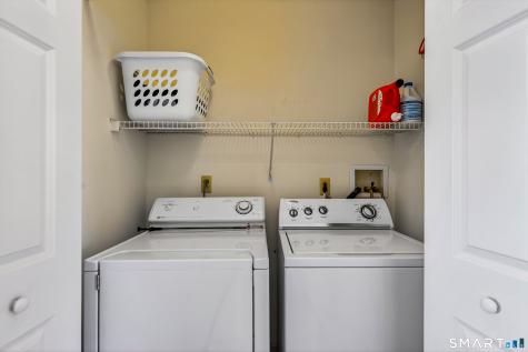 560 Silver Sands Road East Haven CT 06512