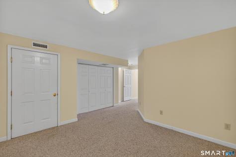 560 Silver Sands Road East Haven CT 06512
