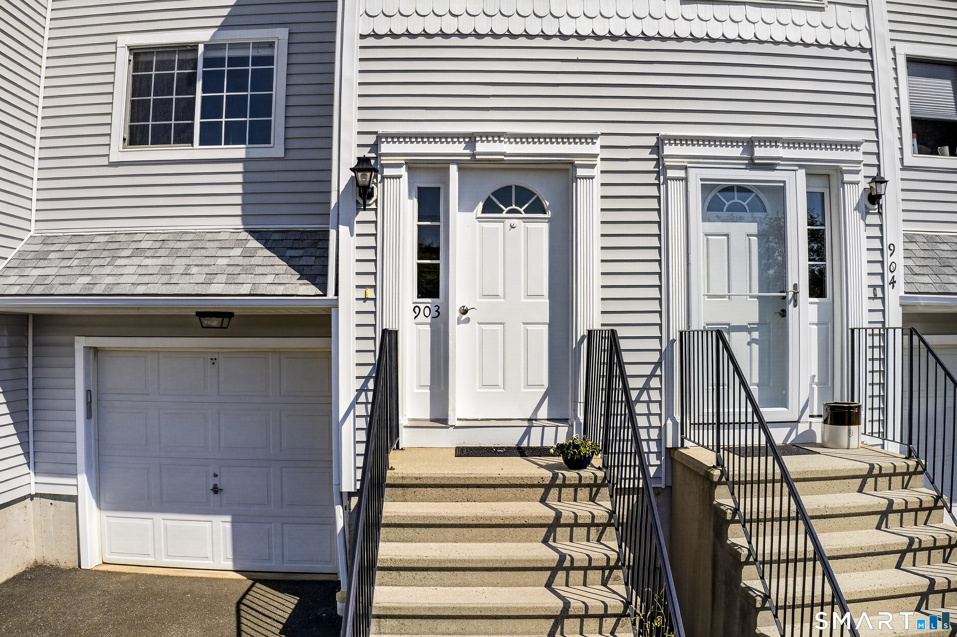 560 Silver Sands Road East Haven CT 06512