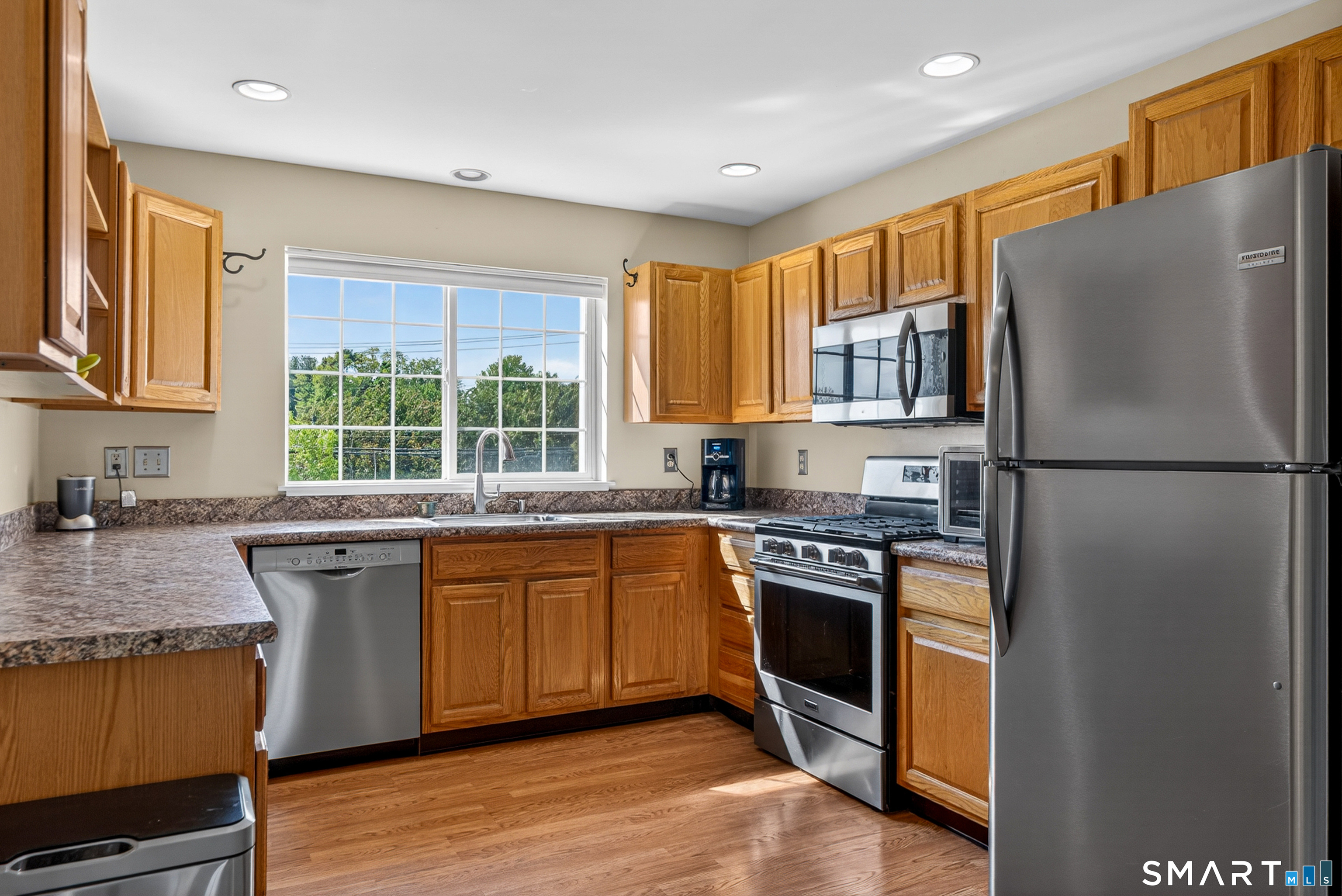 560 Silver Sands Road East Haven CT 06512