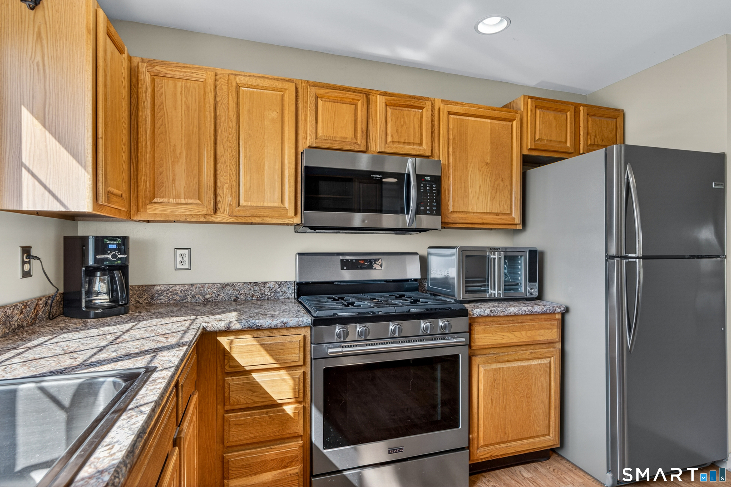 560 Silver Sands Road East Haven CT 06512
