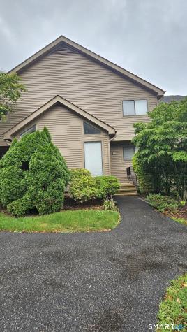 1 Canterbury Court Middletown CT 06457
