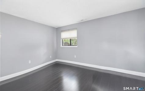 1 Canterbury Court Middletown CT 06457
