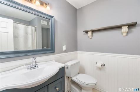 1 Canterbury Court Middletown CT 06457