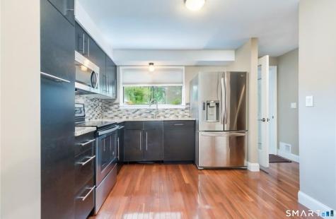 1 Canterbury Court Middletown CT 06457