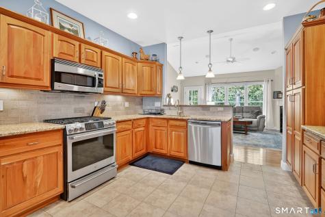 162 Nutmeg Drive Somers CT 06071