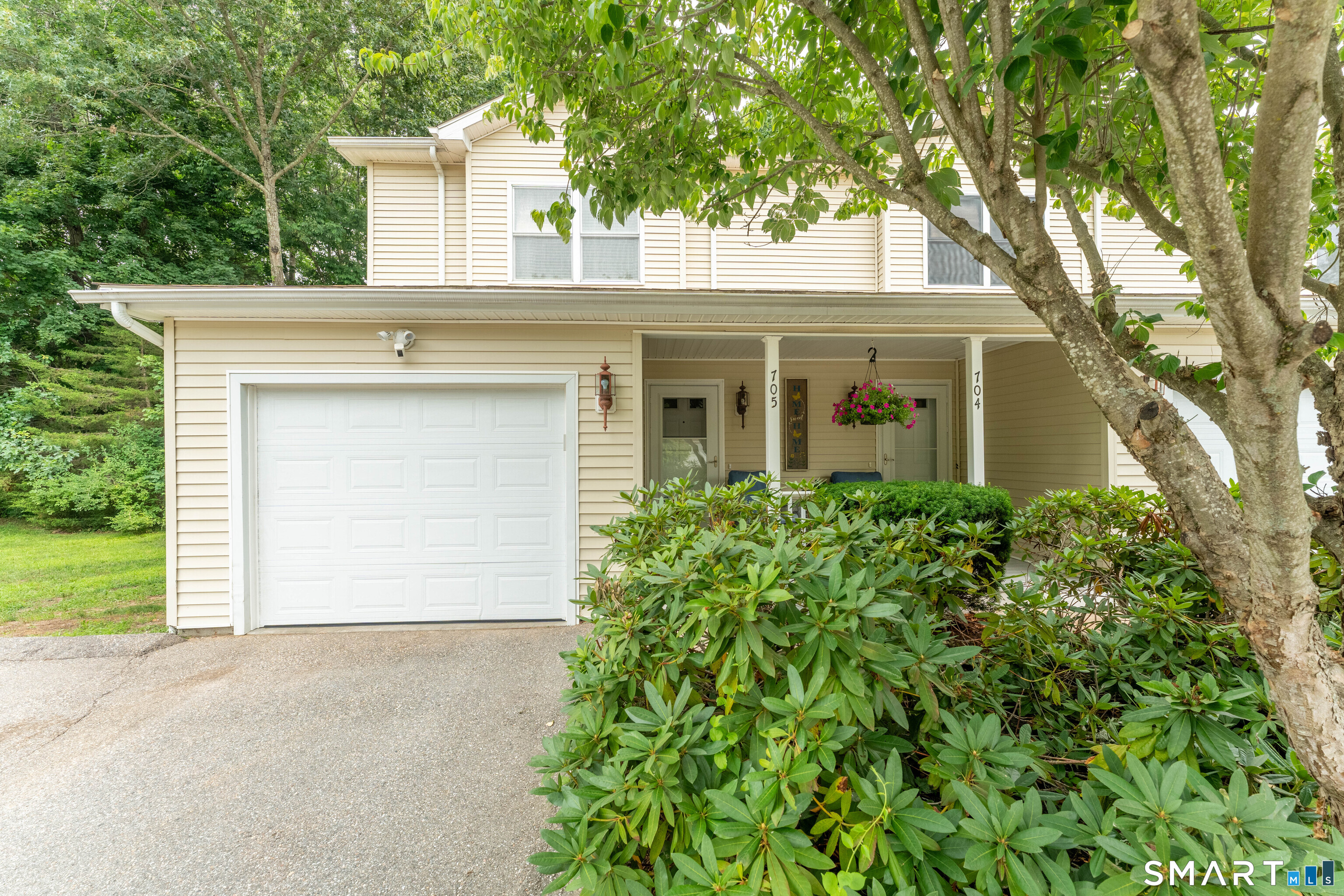705 Lainey Lane Killingly CT 06239