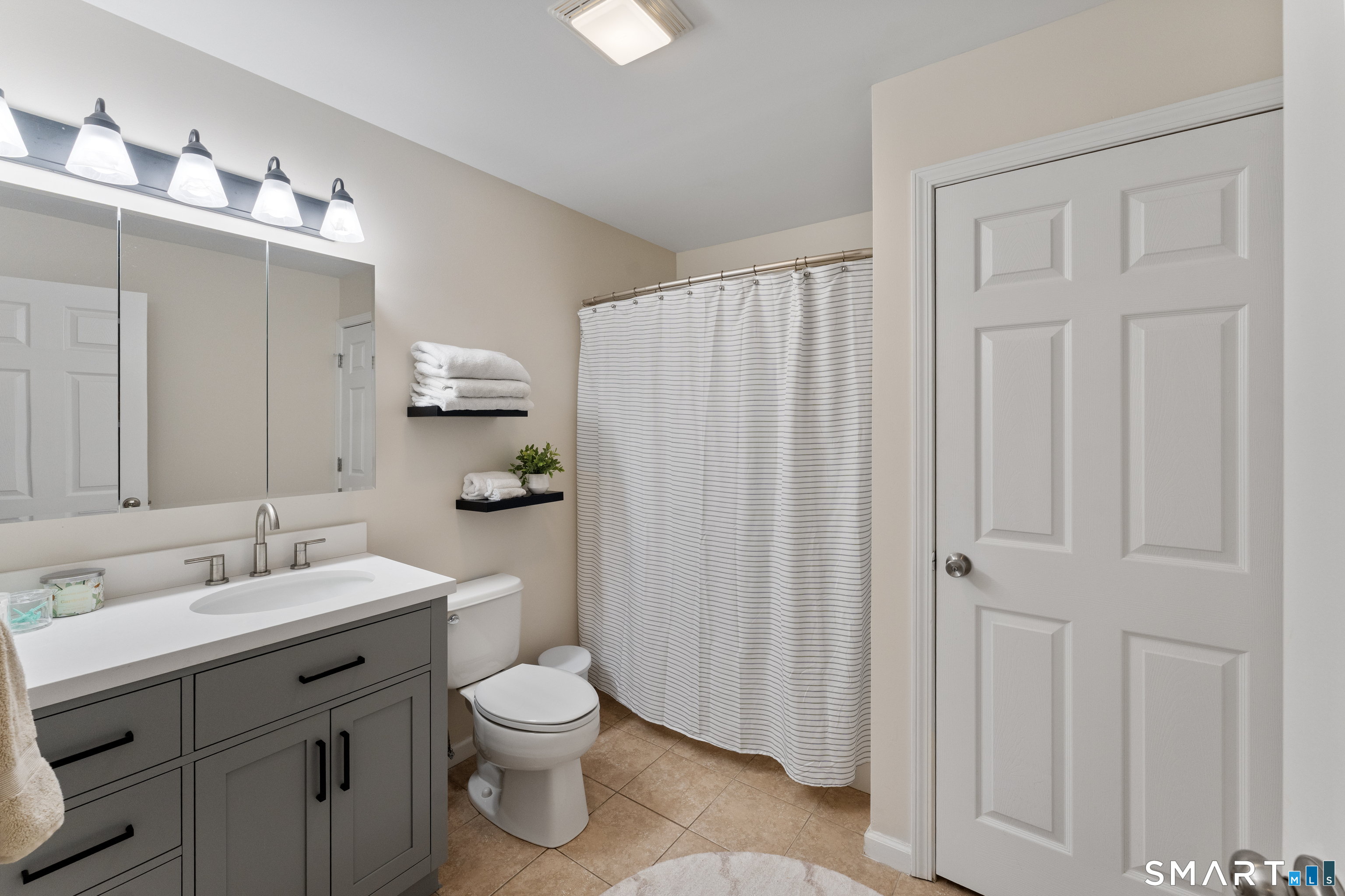 705 Lainey Lane Killingly CT 06239