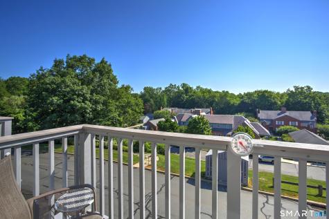 192 Glengarry Road Fairfield CT 06825