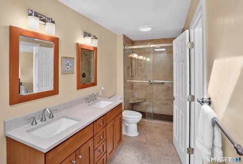 192 Glengarry Road Fairfield CT 06825