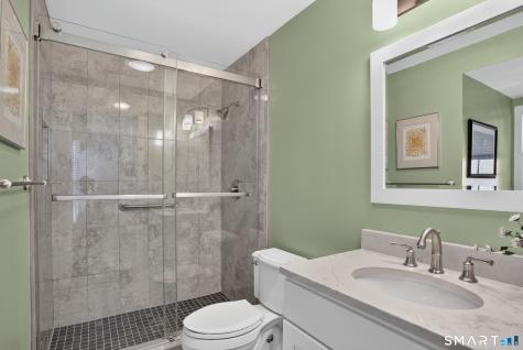 192 Glengarry Road Fairfield CT 06825