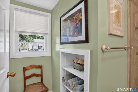 192 Glengarry Road Fairfield CT 06825