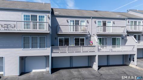 192 Glengarry Road Fairfield CT 06825