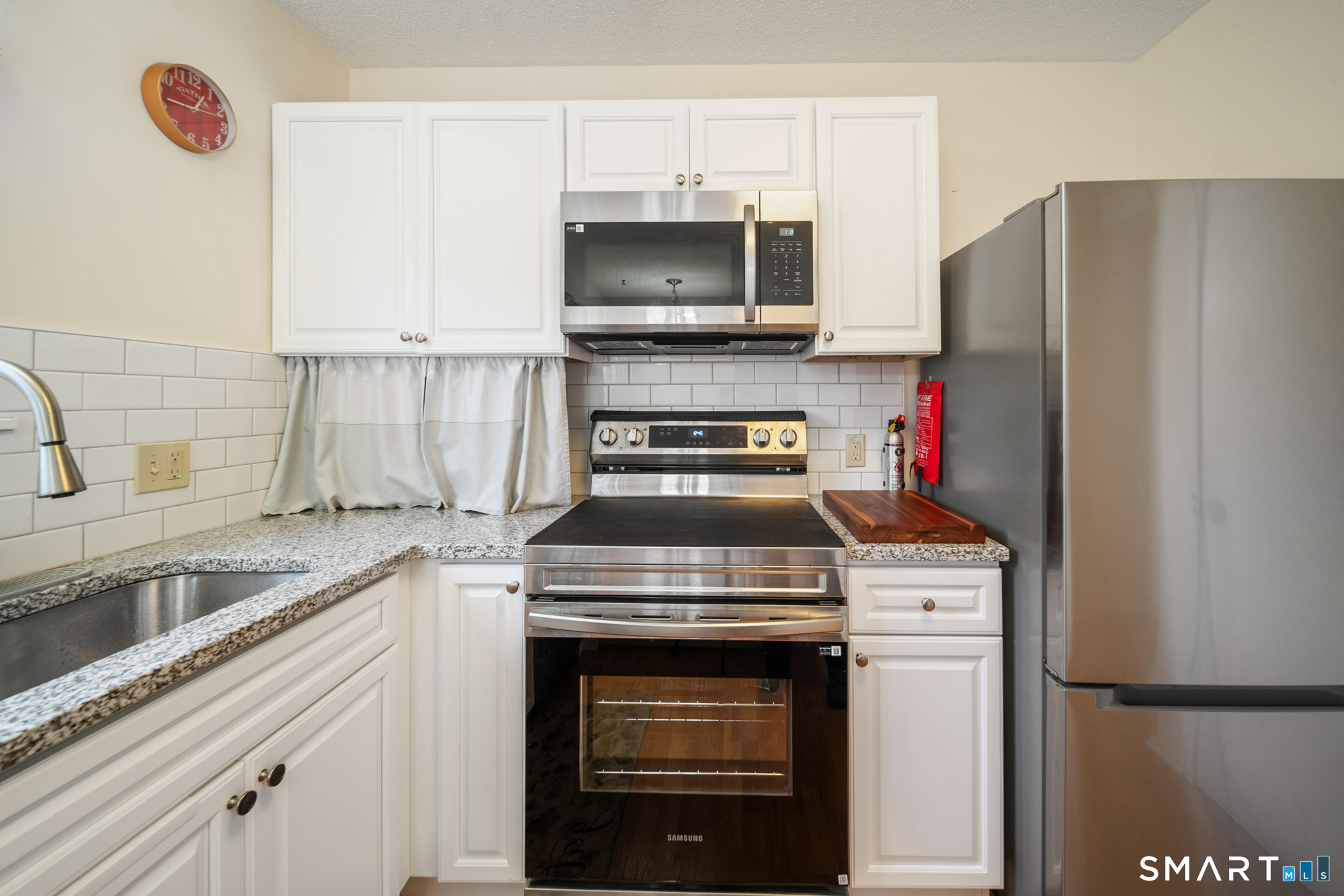 198 Heritage Village Southbury CT 06488