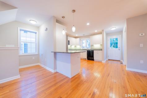 9 Englewood Avenue West Hartford CT 06110